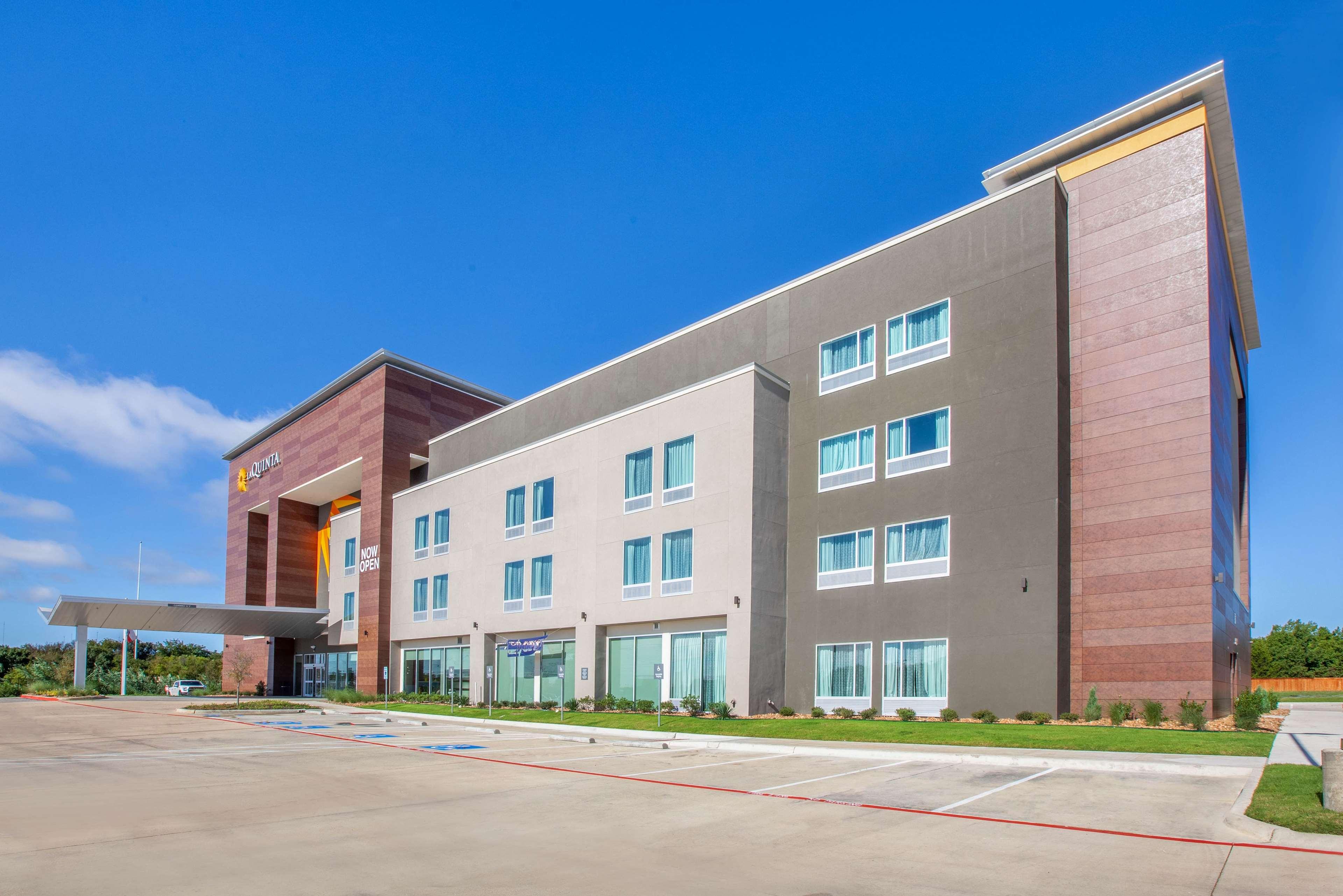 La Quinta By Wyndham Dallas Дънканвил Екстериор снимка
