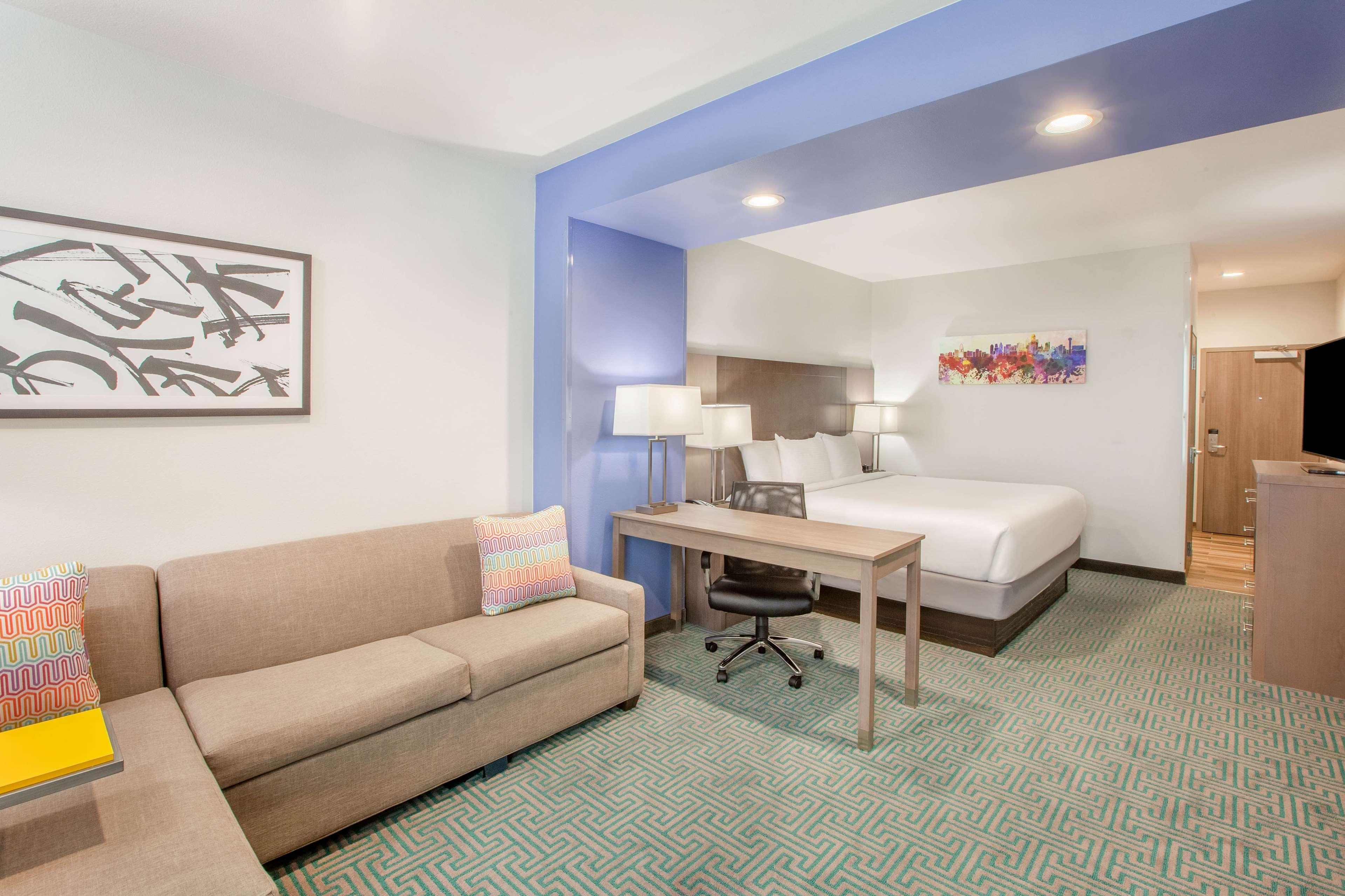 La Quinta By Wyndham Dallas Дънканвил Екстериор снимка